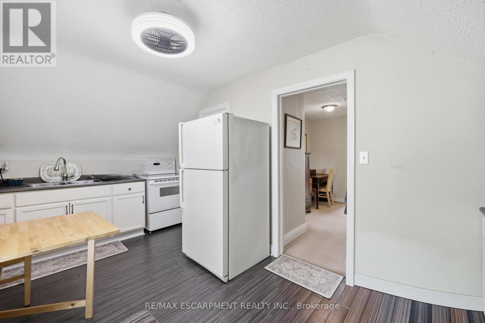 2074 CHURCHILL AVENUE, Burlington (Freeman), Ontario, L7R3T7 — Photo 25