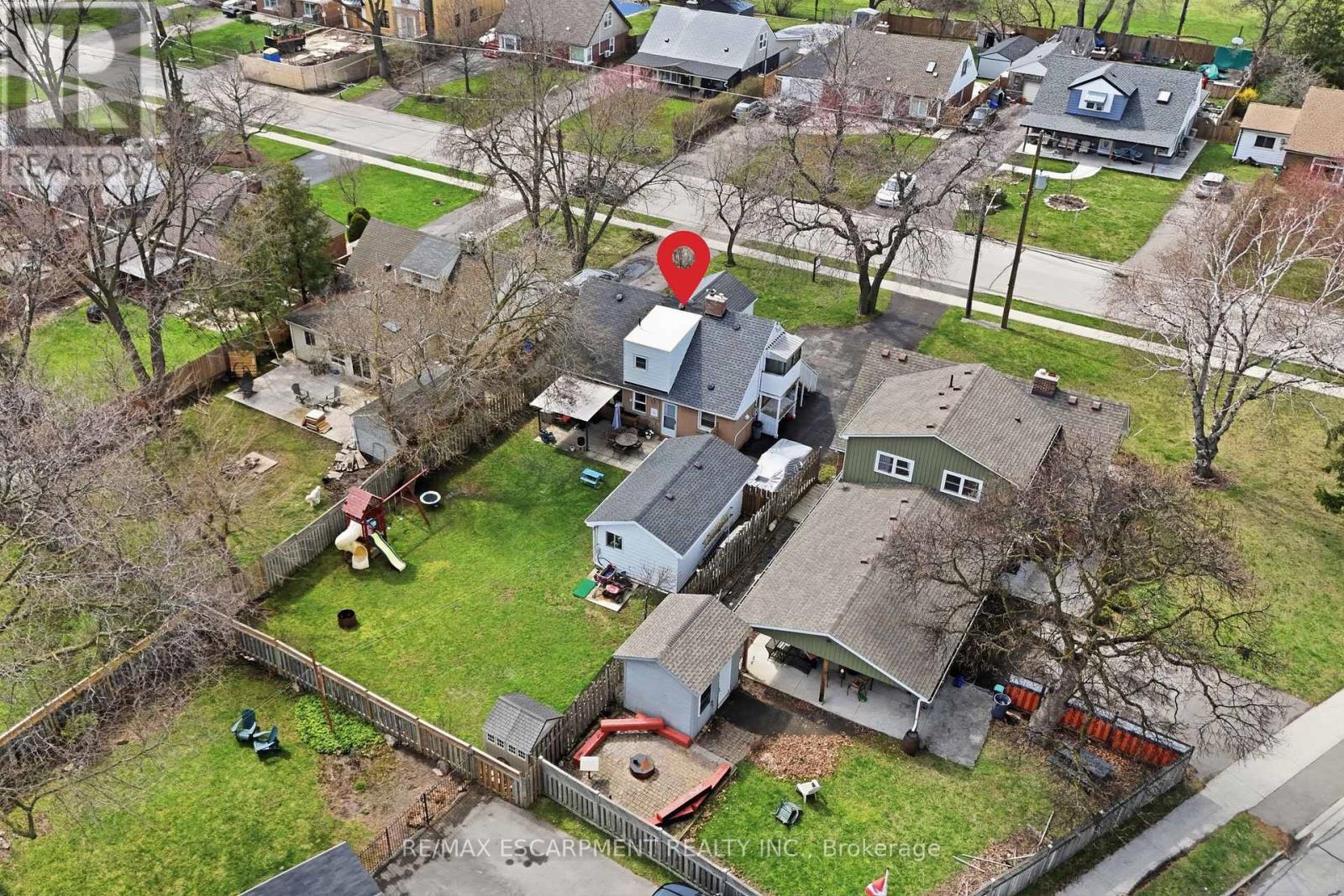 2074 CHURCHILL AVENUE, Burlington (Freeman), Ontario, L7R3T7 — Photo 3