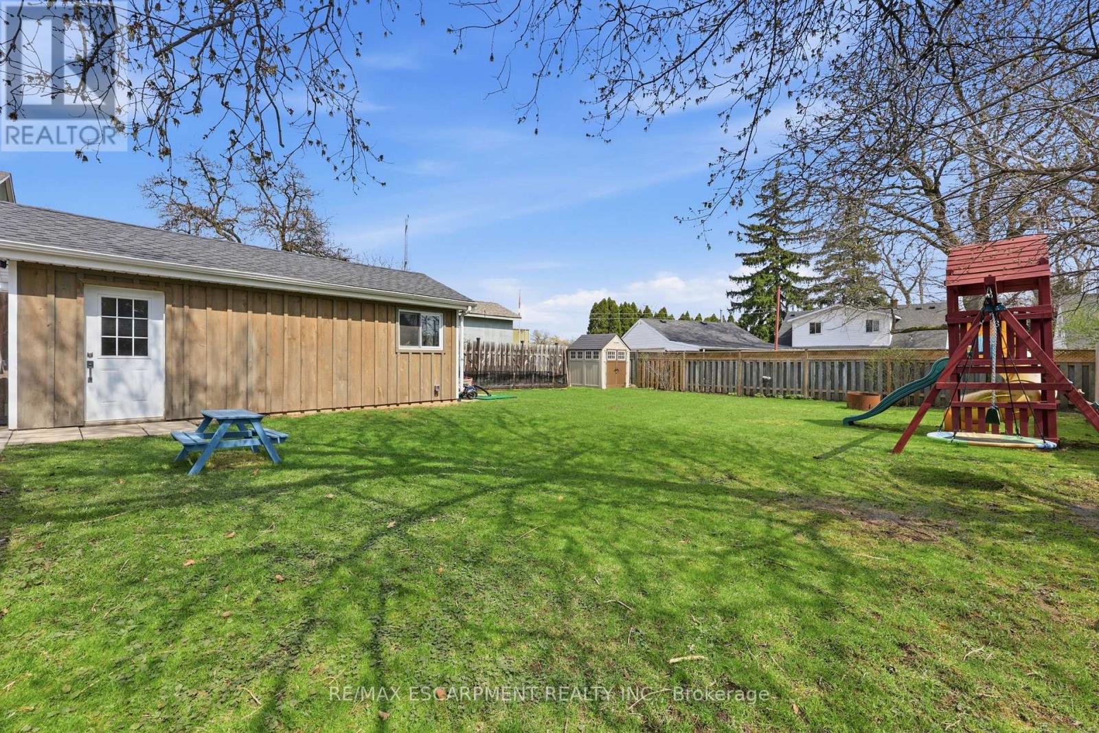 2074 CHURCHILL AVENUE, Burlington (Freeman), Ontario, L7R3T7 — Photo 37