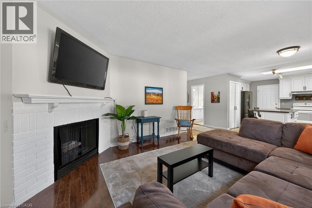 232 SILVERBIRCH Boulevard, Hamilton, Ontario, L0R1W0 — Photo 9