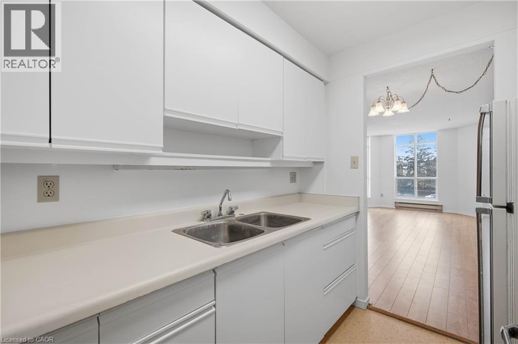 1414 KING Street E Unit# 302, Kitchener, Ontario, N2G4T8 — Photo 10