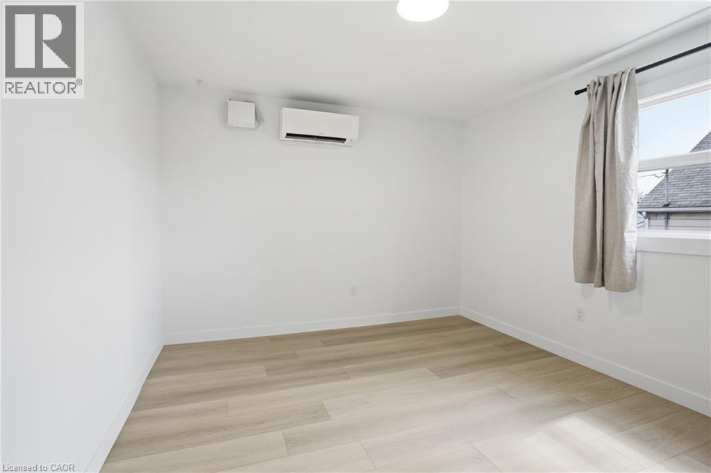 1110 CANNON Street E Unit# B, Hamilton, Ontario, L8L2J6 — Photo 12