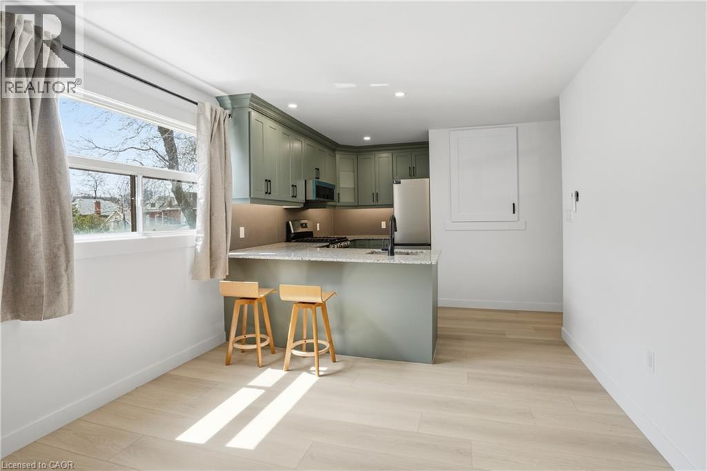 1110 CANNON Street E Unit# B, Hamilton, Ontario, L8L2J6 — Photo 2