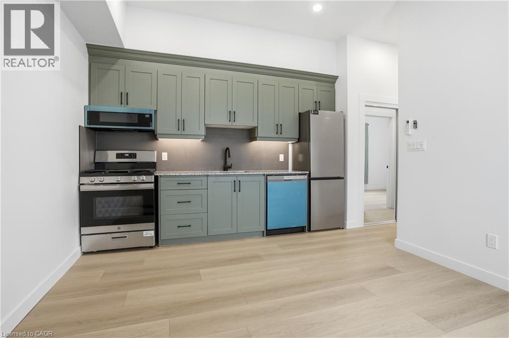 1110 CANNON Street E Unit# C, Hamilton, Ontario, L8L2J6 — Photo 4