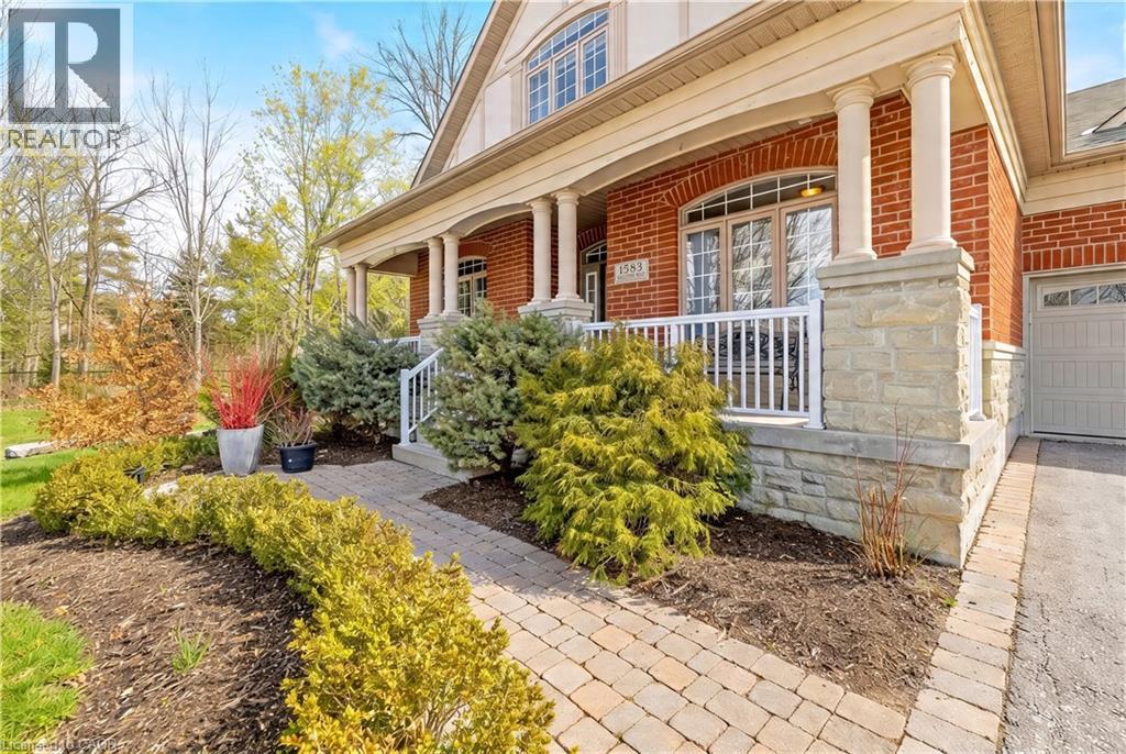 1583 HALLSTONE Road, Brampton, Ontario, L6Y5K8 — Photo 2