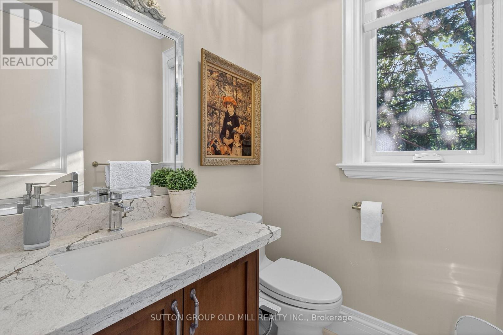 7 COUSINS DRIVE, Aurora (Aurora Village), Ontario, L4G1B2 — Photo 6