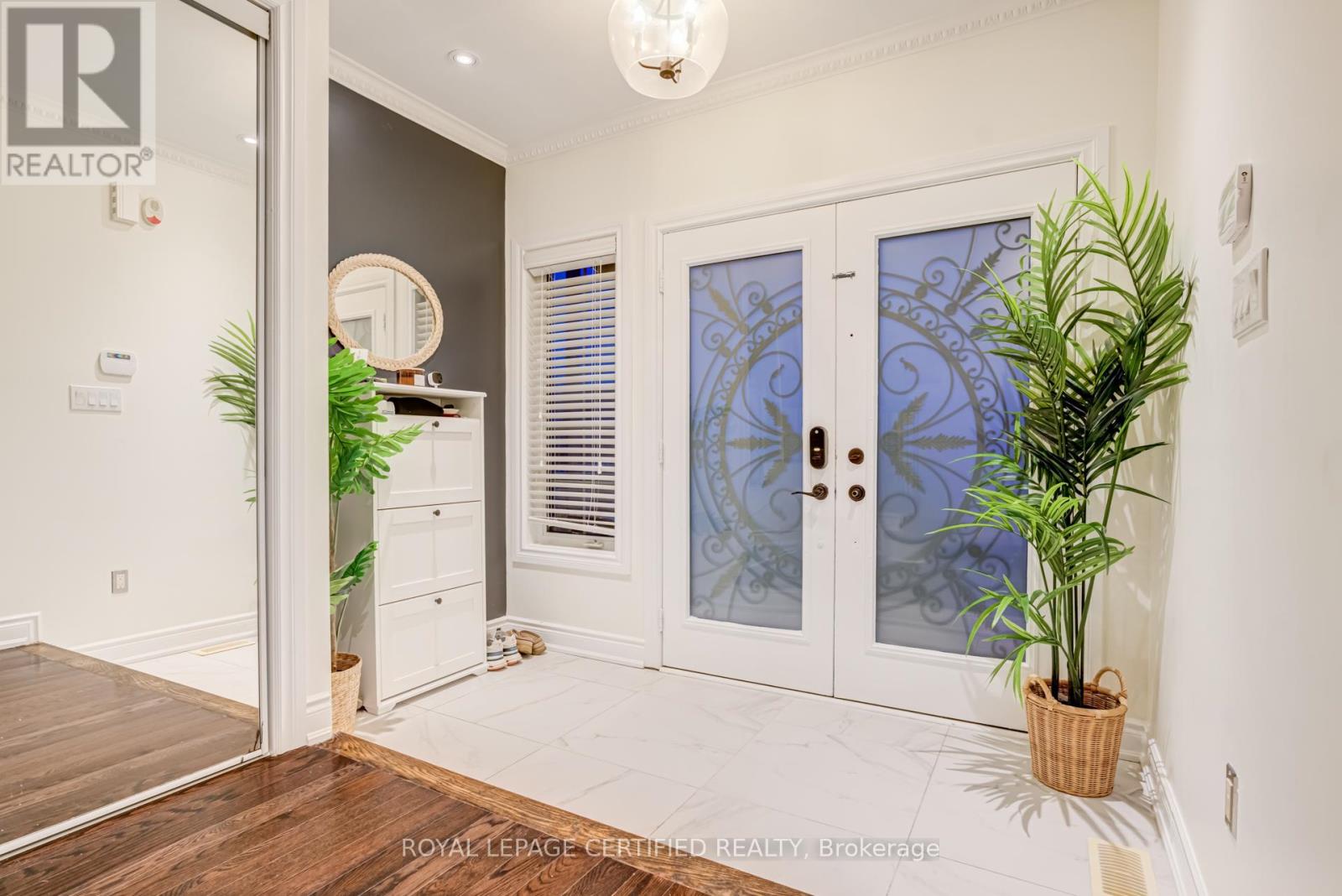 2 STUDEBAKER TRAIL, Brampton (Fletcher's Meadow), Ontario, L7A3A9 — Photo 3