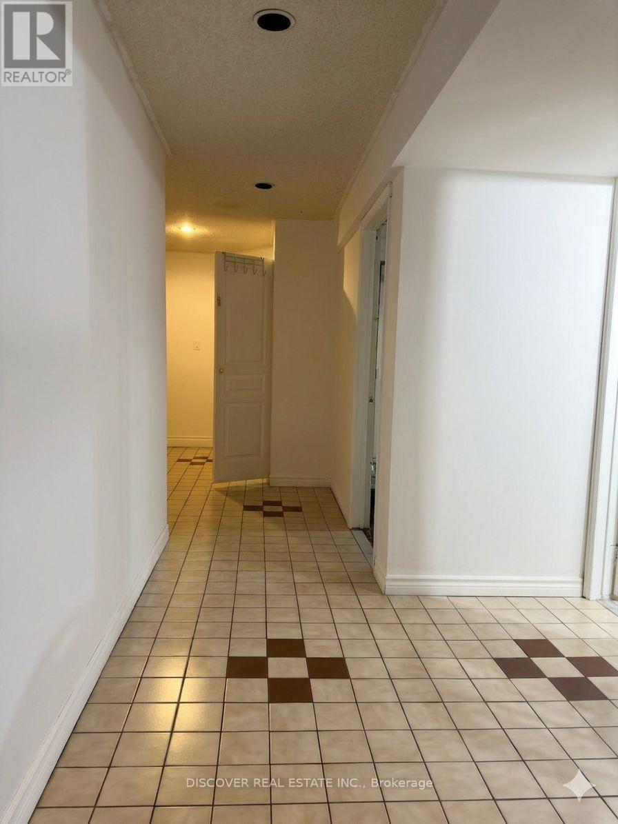 BASEMENT - 5130 WARWICKSHIRE WAY, Mississauga (East Credit), Ontario, L5V1P8 — Photo 12