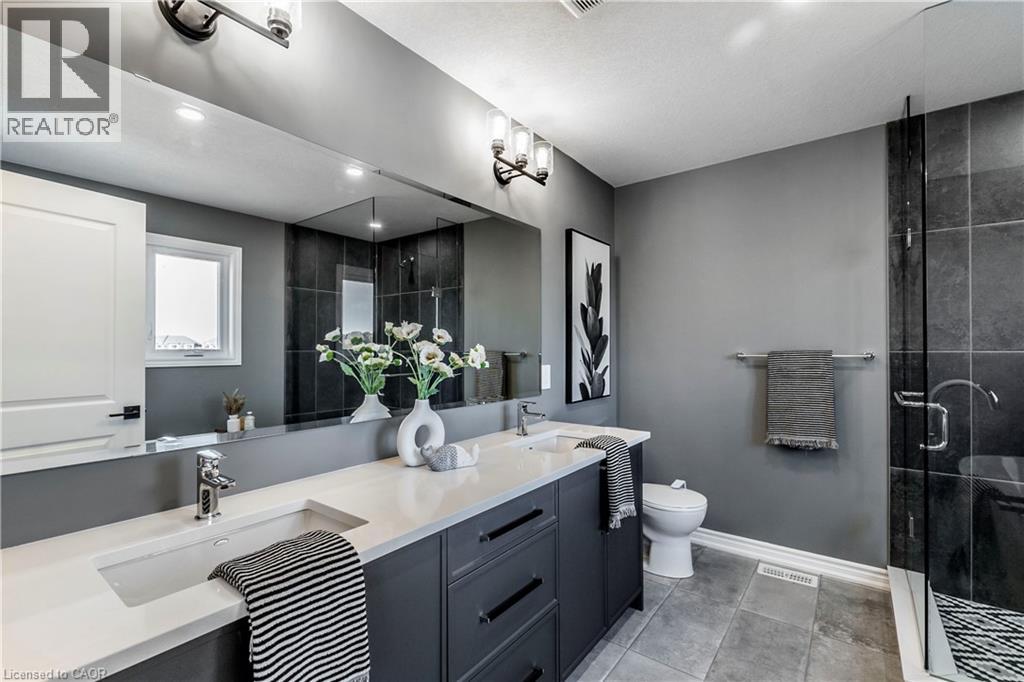 119 LANGRIDGE Way, Cambridge, Ontario, N1S5B9 — Photo 14
