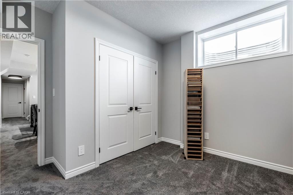 119 LANGRIDGE Way, Cambridge, Ontario, N1S5B9 — Photo 22