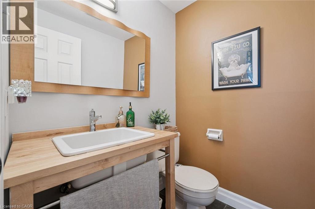 106 WOODLAWN Road E Unit# 3, Guelph, Ontario, N1E1B7 — Photo 10