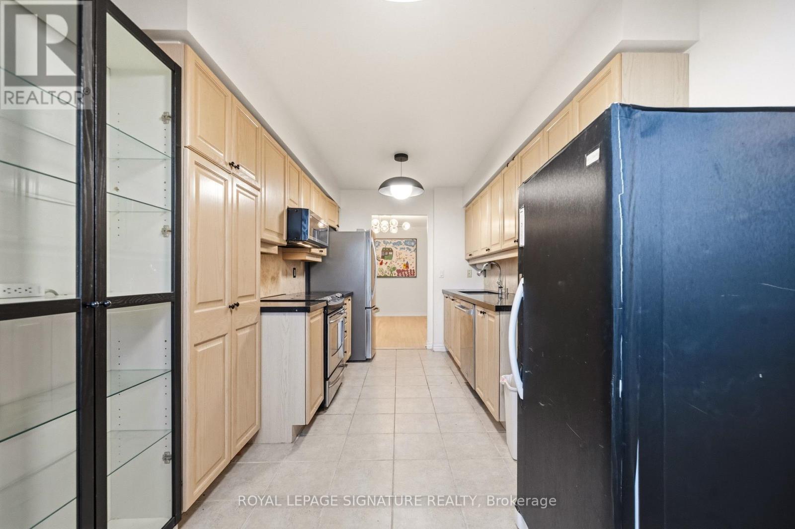 2217 - 18 SOMMERSET WAY, Toronto (Willowdale East), Ontario, M2N6X5 — Photo 11