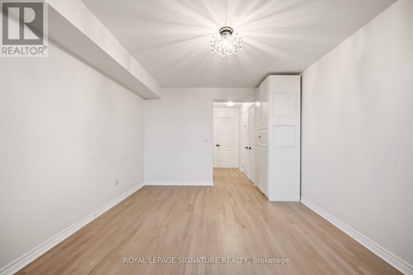 2217 - 18 SOMMERSET WAY, Toronto (Willowdale East), Ontario, M2N6X5 — Photo 13