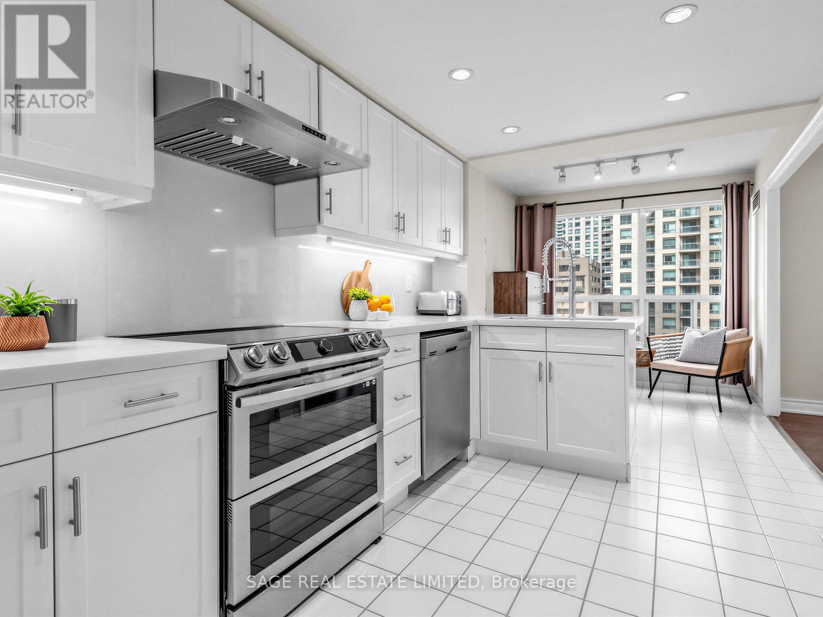 1001 - 18 HOLLYWOOD AVENUE, Toronto (Willowdale East), Ontario, M2N6P5 — Photo 8