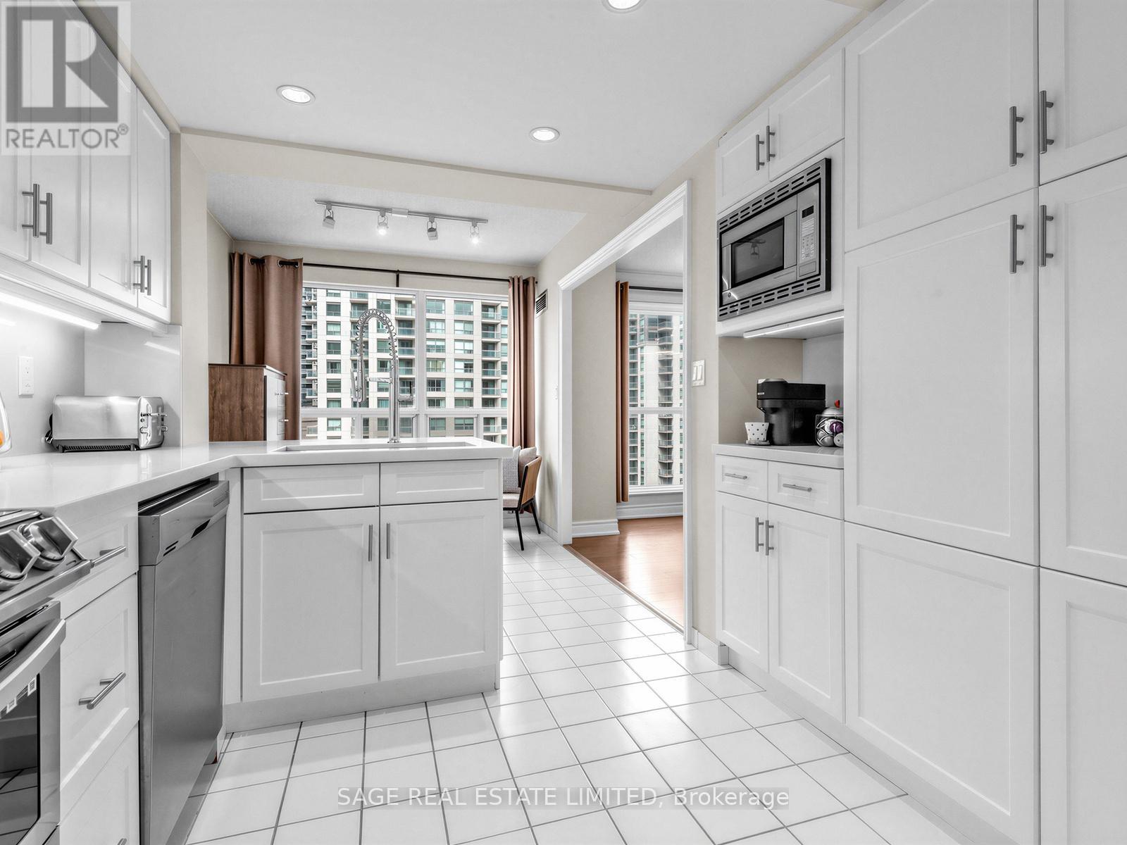 1001 - 18 HOLLYWOOD AVENUE, Toronto (Willowdale East), Ontario, M2N6P5 — Photo 9