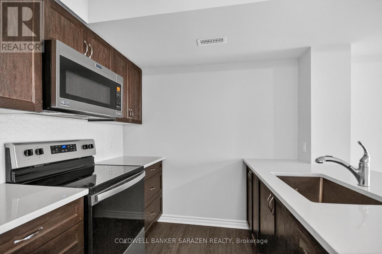 218 PILOT PRIVATE, Ottawa, Ontario, K2V0S4 — Photo 11