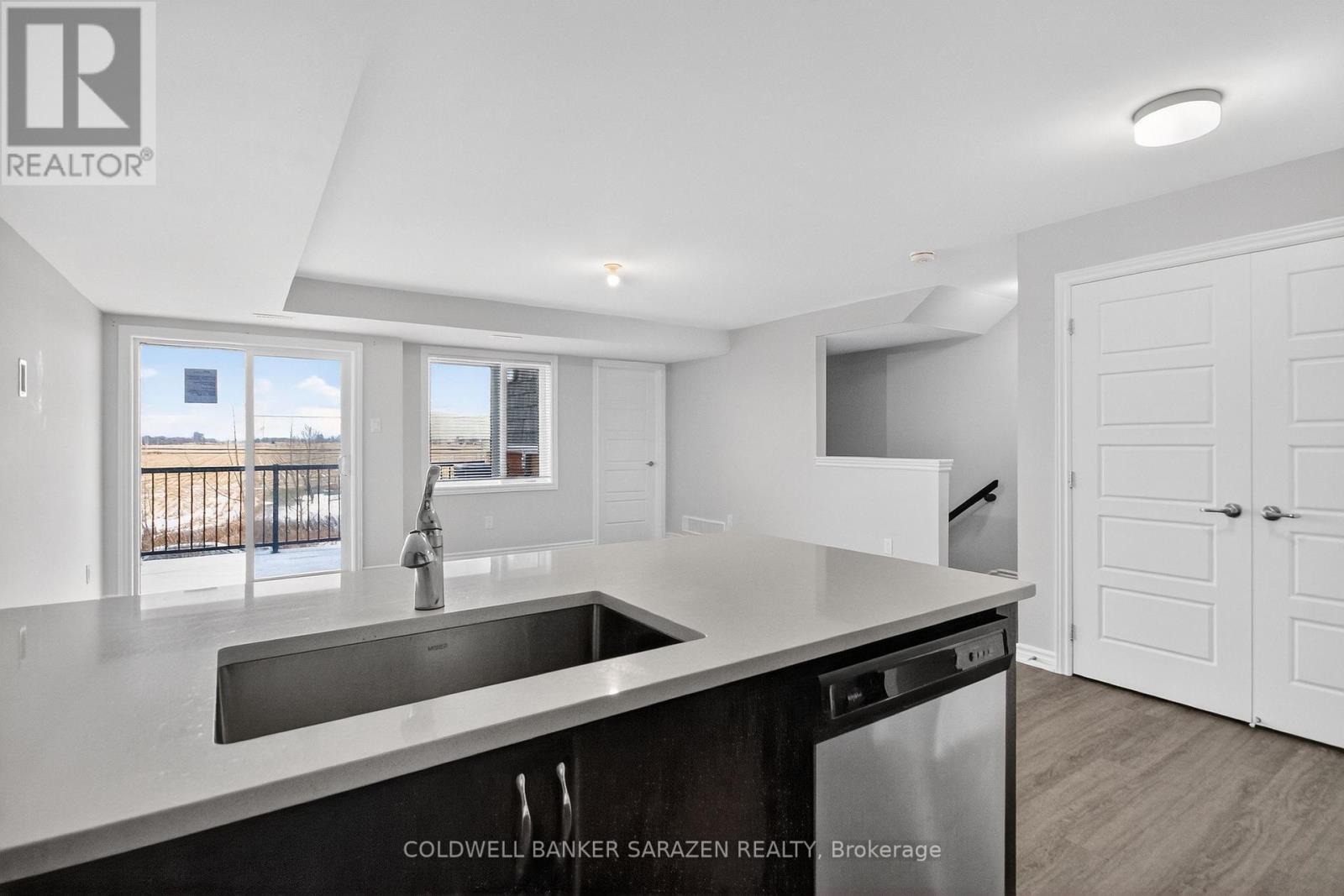 218 PILOT PRIVATE, Ottawa, Ontario, K2V0S4 — Photo 20