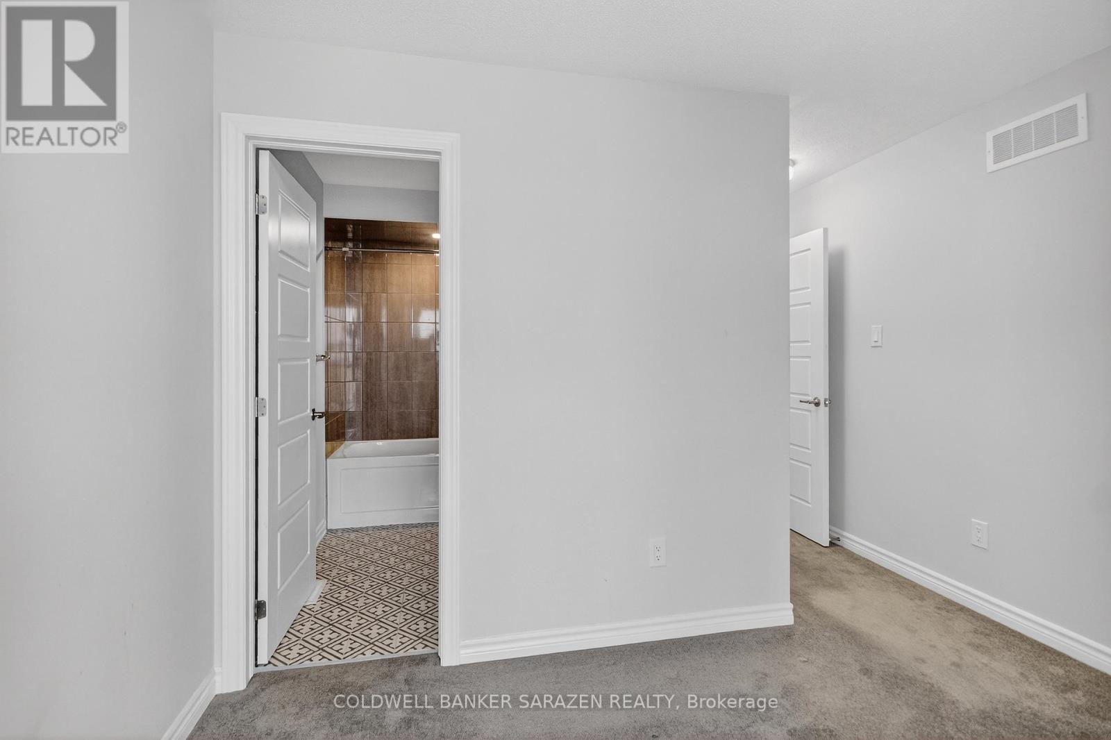 218 PILOT PRIVATE, Ottawa, Ontario, K2V0S4 — Photo 26