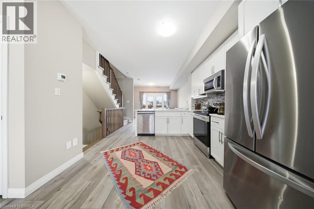 720 GREY Street Unit# 46, Brantford, Ontario, N3S0K2 — Photo 11