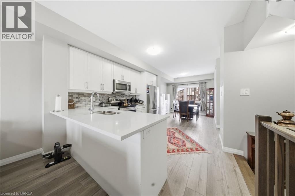 720 GREY Street Unit# 46, Brantford, Ontario, N3S0K2 — Photo 12