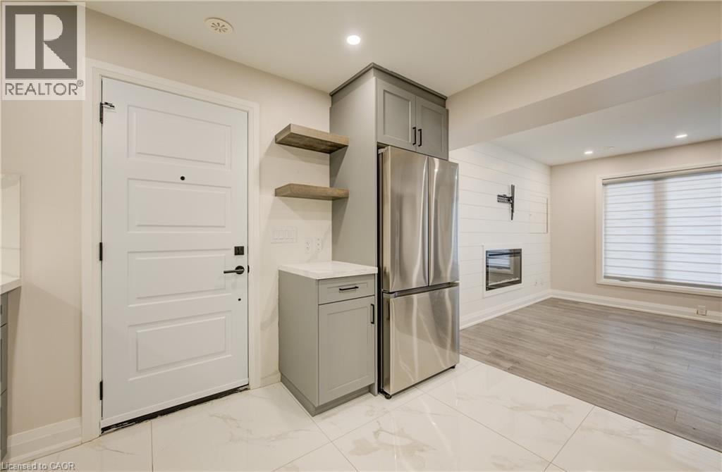 1100 UNION Street Unit# 2, Kitchener, Ontario, N2H6K1 — Photo 8