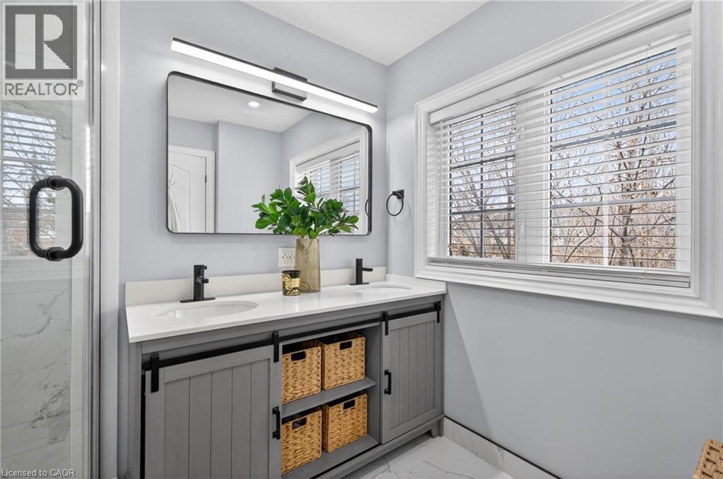 4138 MEDLAND Drive, Burlington, Ontario, L7M4Z8 — Photo 12