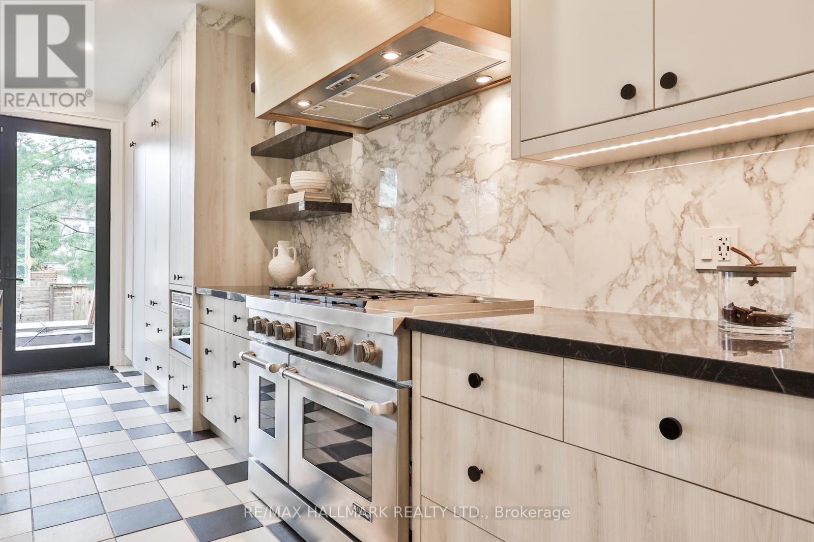 553 DAVISVILLE AVENUE, Toronto (Mount Pleasant East), Ontario, M4S1J2 — Photo 15