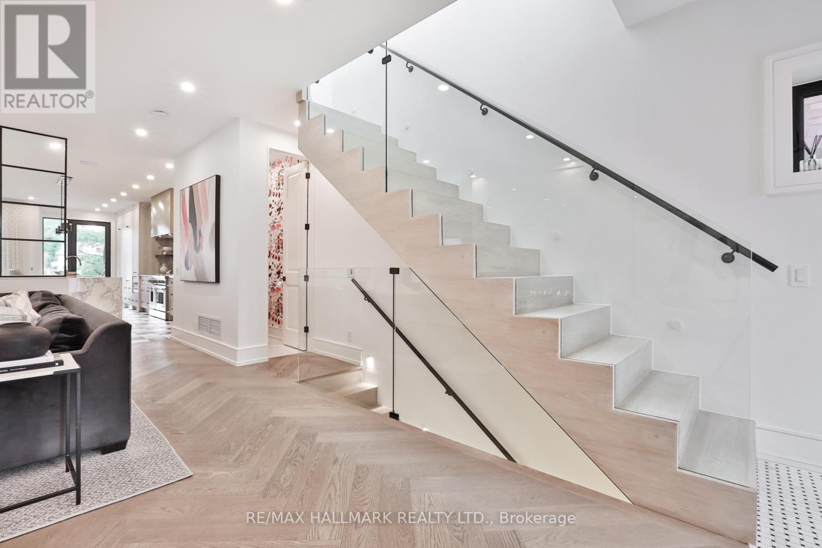 553 DAVISVILLE AVENUE, Toronto (Mount Pleasant East), Ontario, M4S1J2 — Photo 8