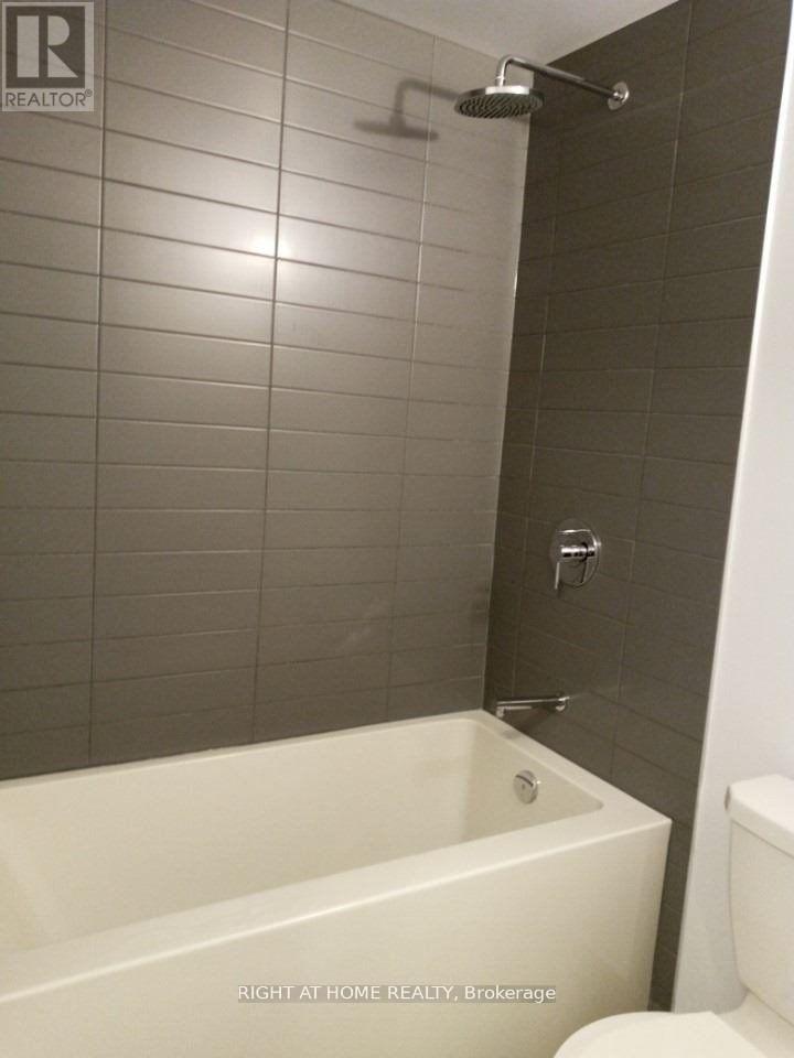 311 - 2221 YONGE STREET, Toronto (Mount Pleasant West), Ontario, M4S2B4 — Photo 8