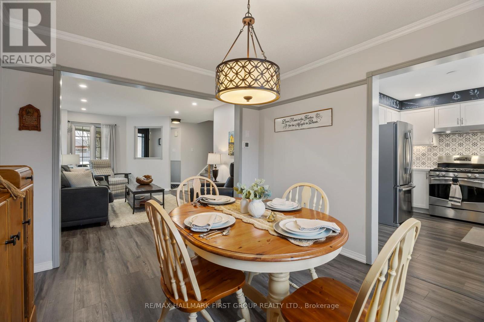 5 KNOX CRESCENT, Whitby (Brooklin), Ontario, L1M1C8 — Photo 9