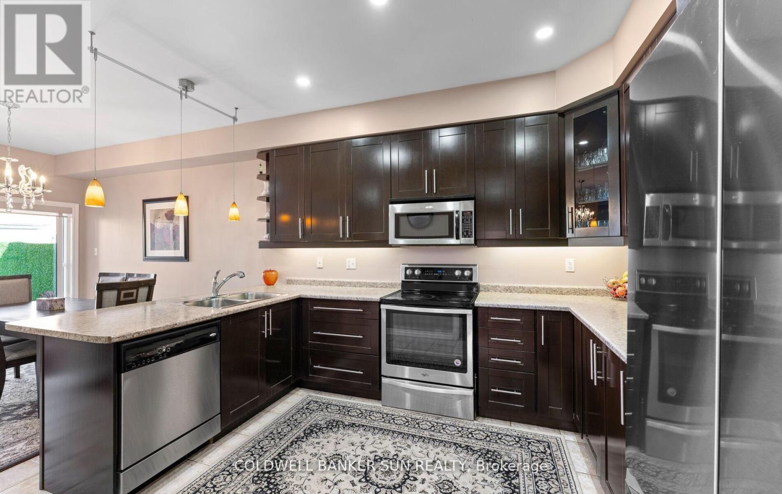 164 CANADA DRIVE, Vaughan (Vellore Village), Ontario, L4K0K1 — Photo 3