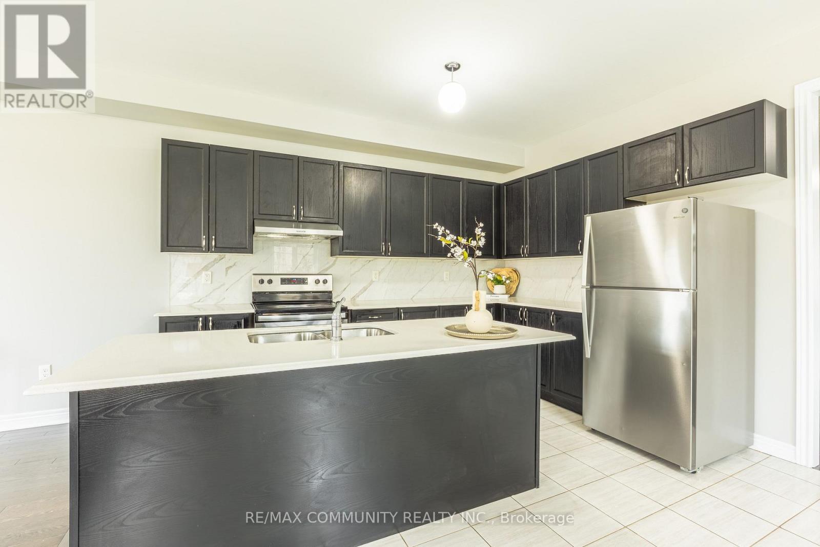 2 TITAN TRAIL, Markham (Cedarwood), Ontario, L3S0E2 — Photo 15