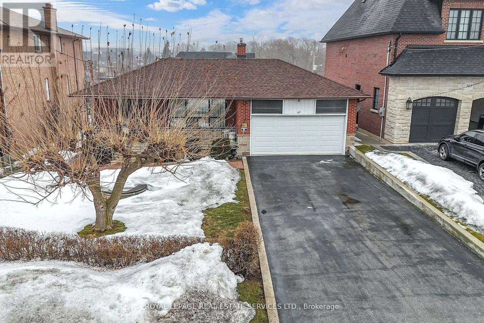 167 CORNELIUS PARKWAY, Toronto (Maple Leaf), Ontario, M6L2K8 — Photo 33