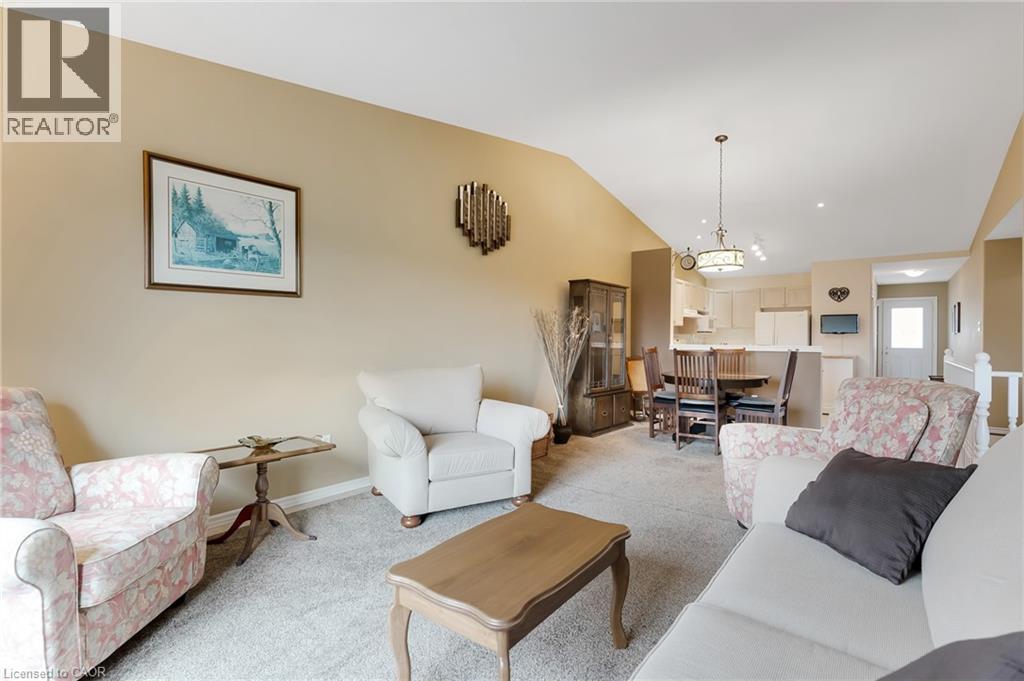 19 HANLON Place Unit# 25, Paris, Ontario, N3L4E8 — Photo 22