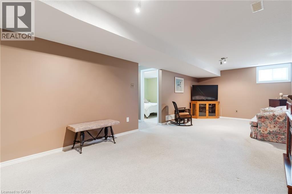 19 HANLON Place Unit# 25, Paris, Ontario, N3L4E8 — Photo 34