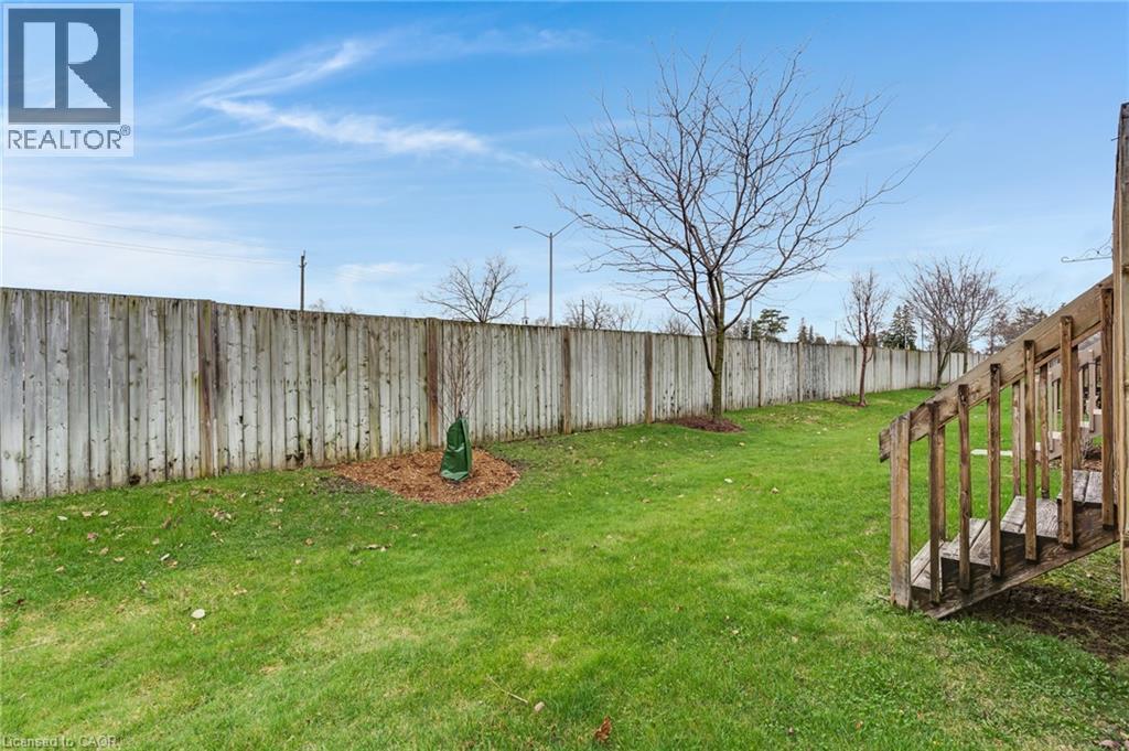 19 HANLON Place Unit# 25, Paris, Ontario, N3L4E8 — Photo 43