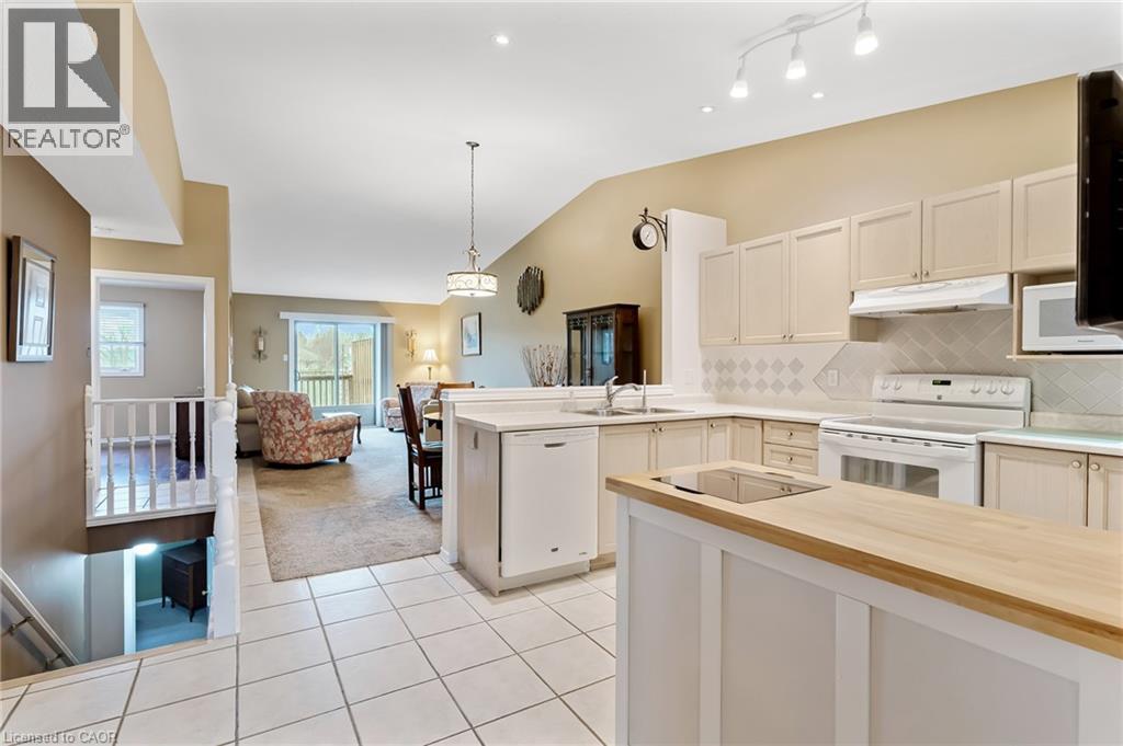 19 HANLON Place Unit# 25, Paris, Ontario, N3L4E8 — Photo 9