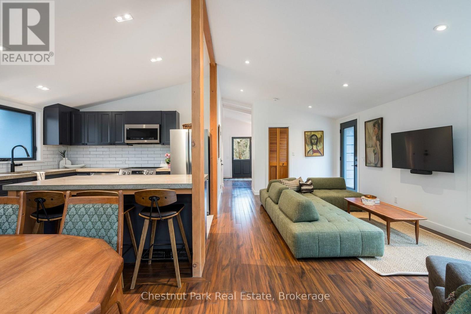 8943 COUNTY ROAD 9, Clearview, Ontario, L0M1G0 — Photo 14