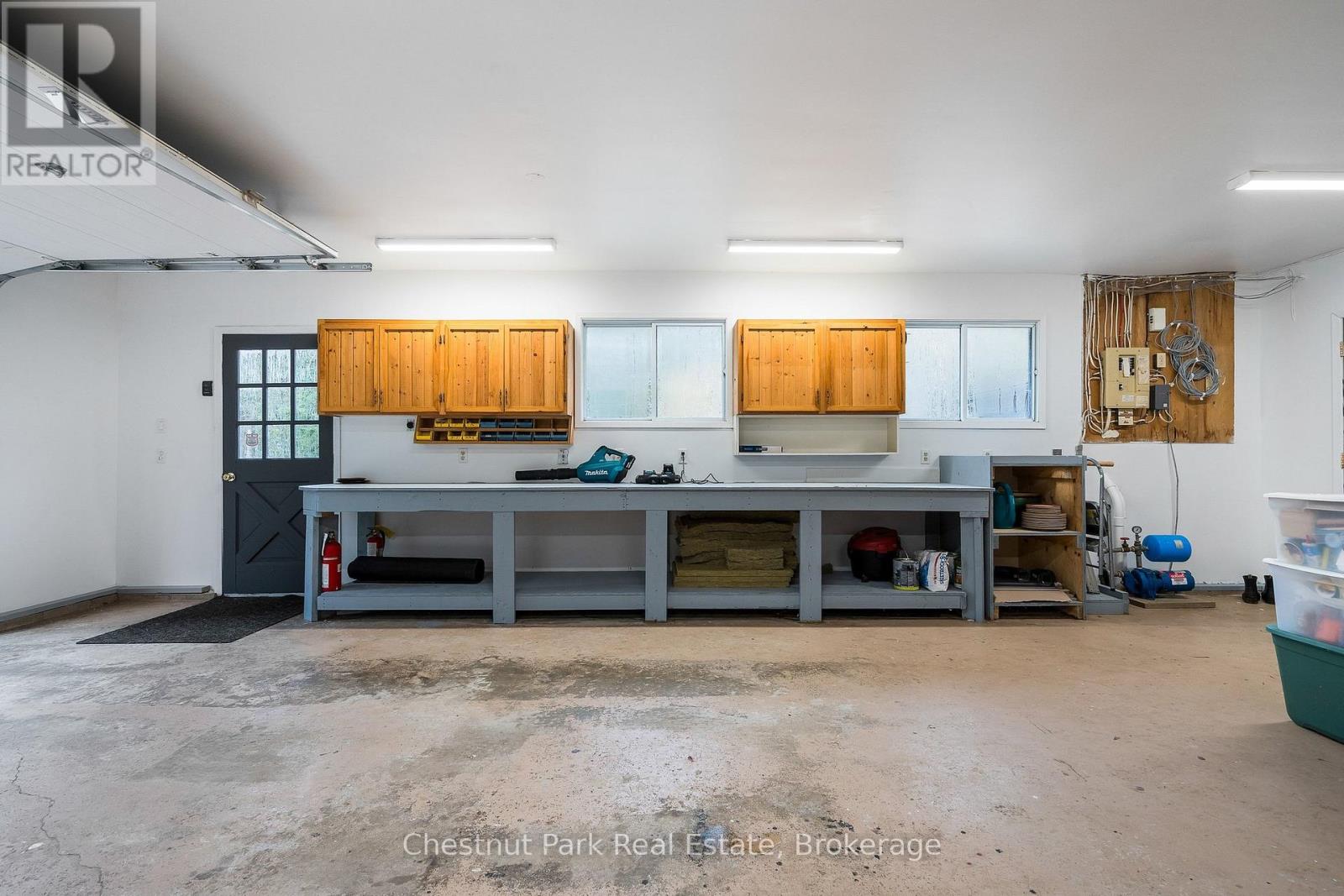 8943 COUNTY ROAD 9, Clearview, Ontario, L0M1G0 — Photo 35