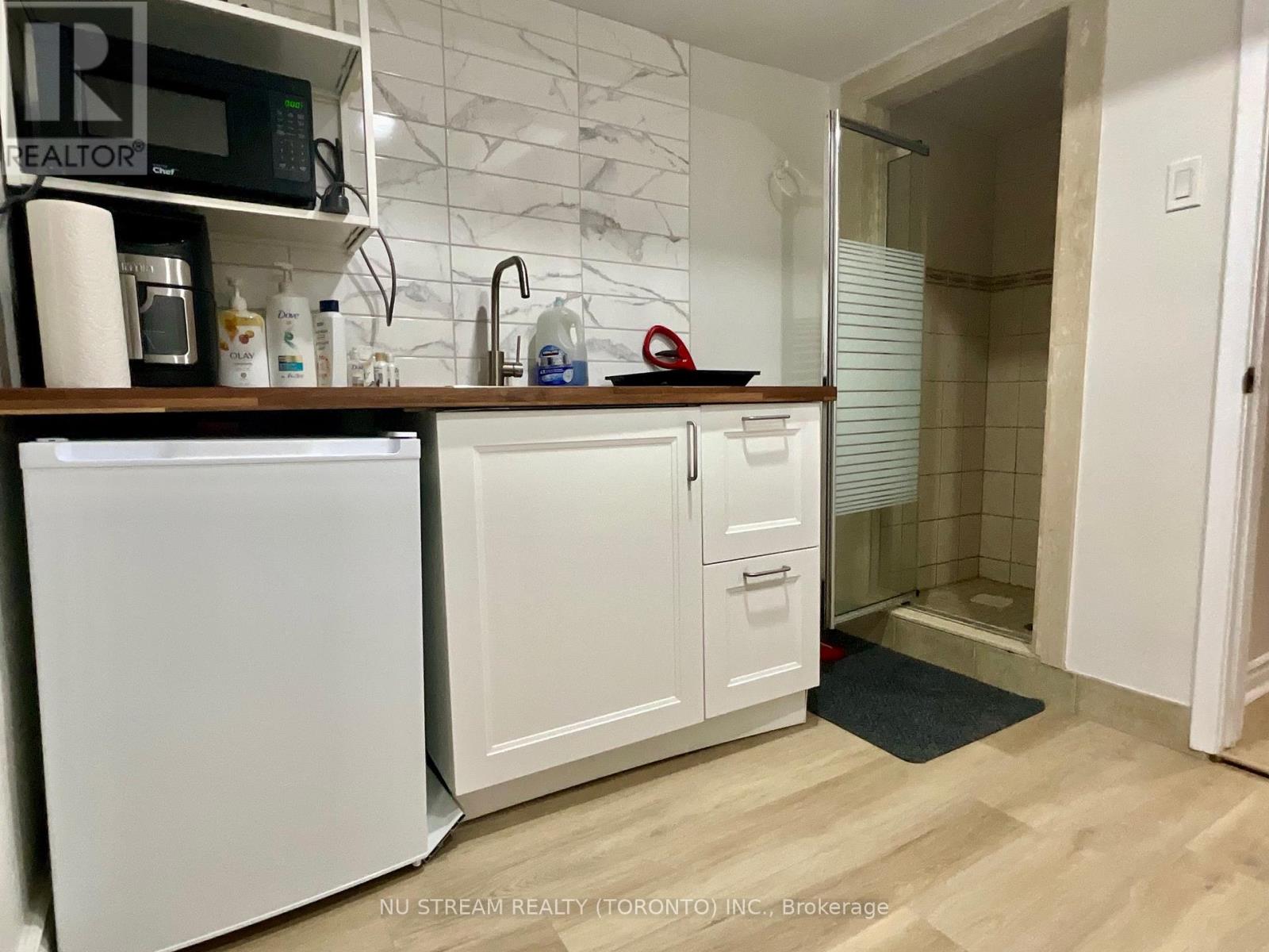 LOWER - 260 FISHERVILLE ROAD, Toronto (Westminster-Branson), Ontario, M2R3C5 — Photo 6