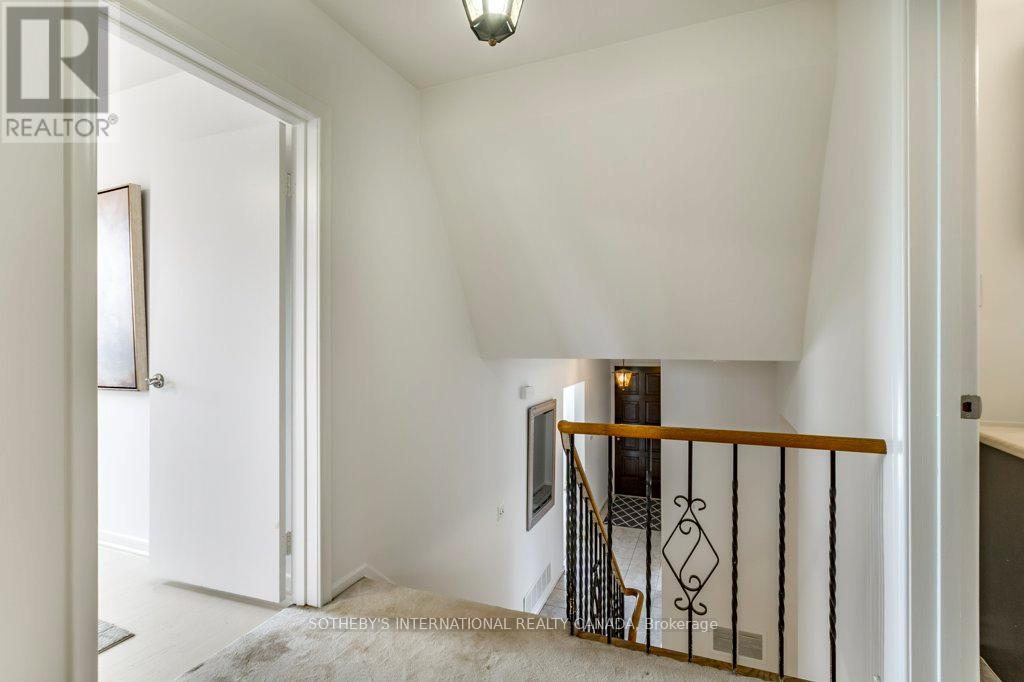 21 SUMMERSIDE CRESCENT, Toronto (Hillcrest Village), Ontario, M2H1W9 — Photo 11