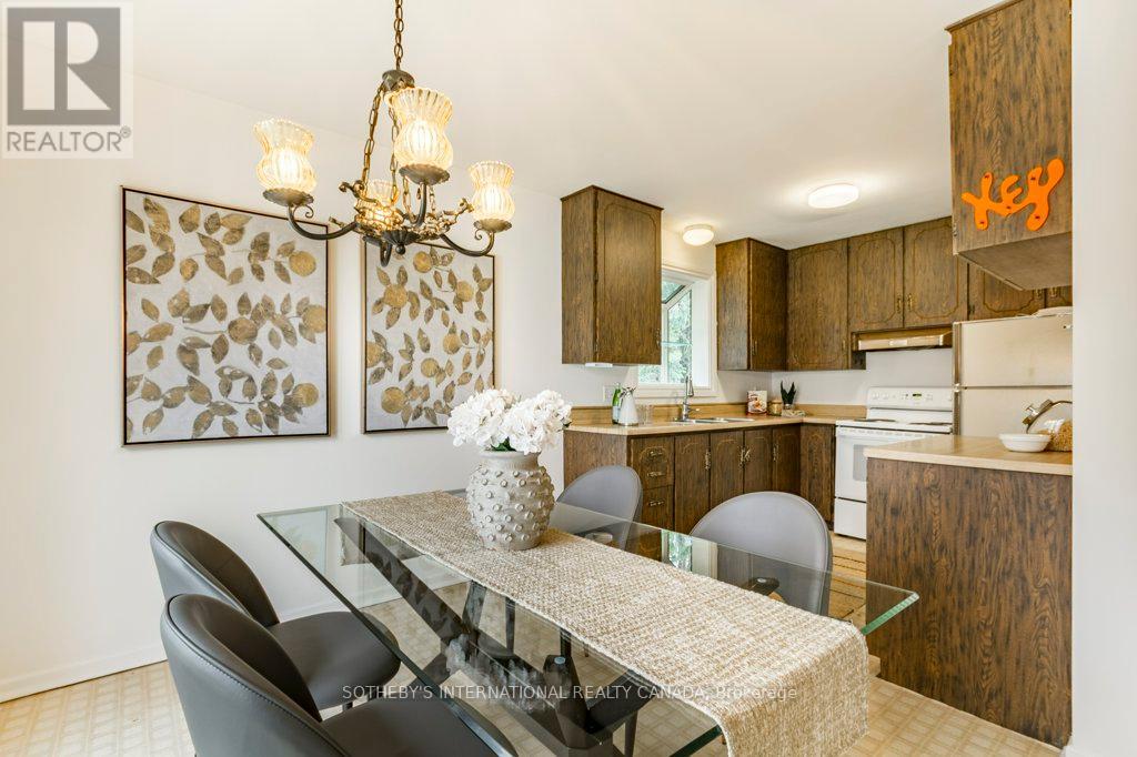 21 SUMMERSIDE CRESCENT, Toronto (Hillcrest Village), Ontario, M2H1W9 — Photo 6