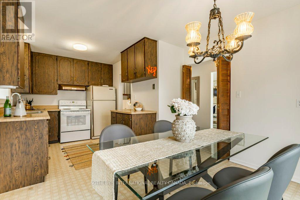 21 SUMMERSIDE CRESCENT, Toronto (Hillcrest Village), Ontario, M2H1W9 — Photo 7