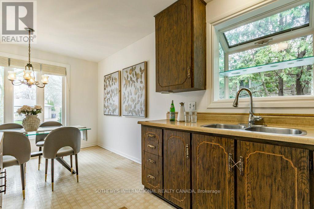 21 SUMMERSIDE CRESCENT, Toronto (Hillcrest Village), Ontario, M2H1W9 — Photo 9