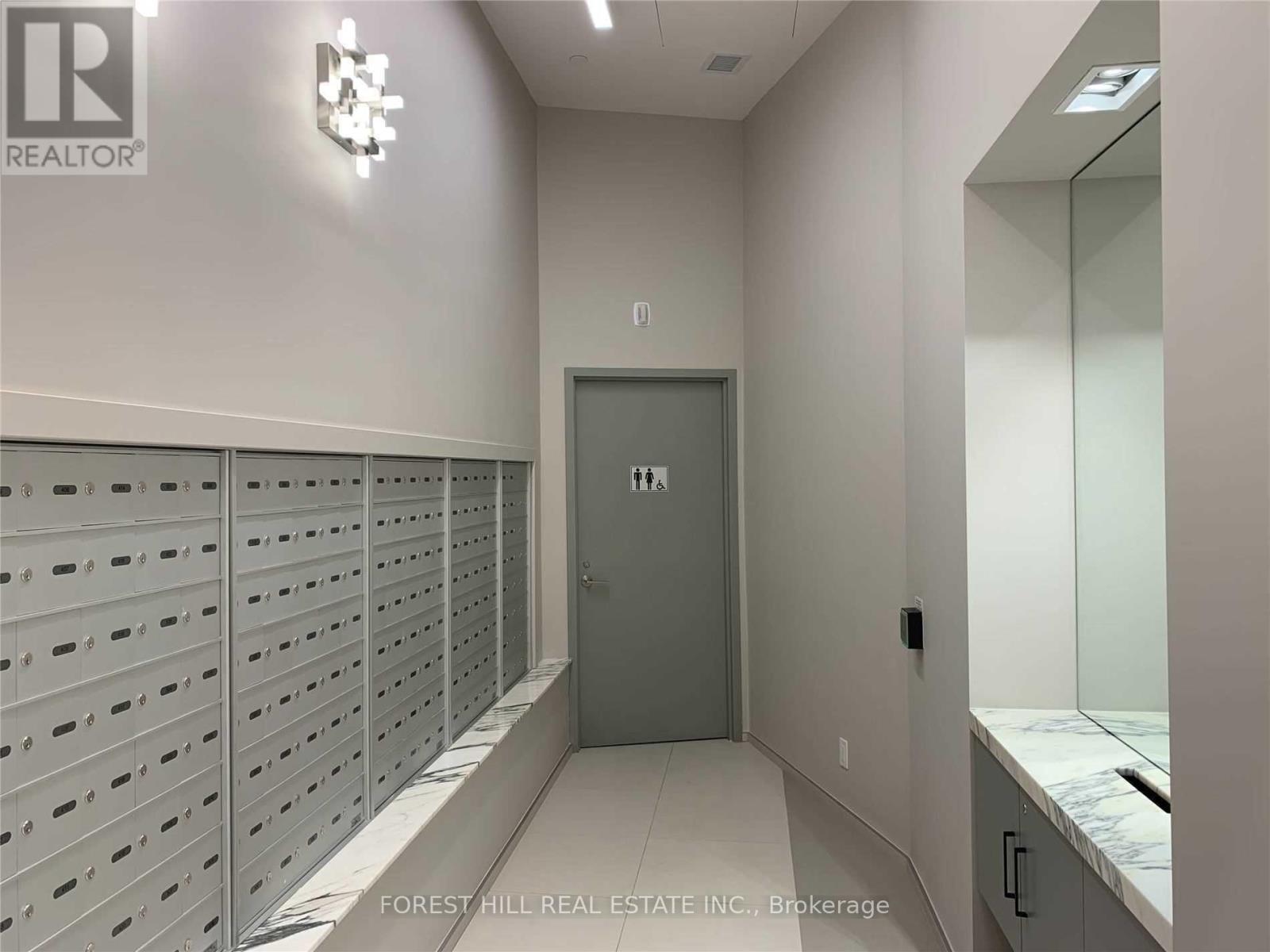 1603 - 1603 EGLINTON AVENUE W, Toronto (Oakwood Village), Ontario, M6E2H1 — Photo 15