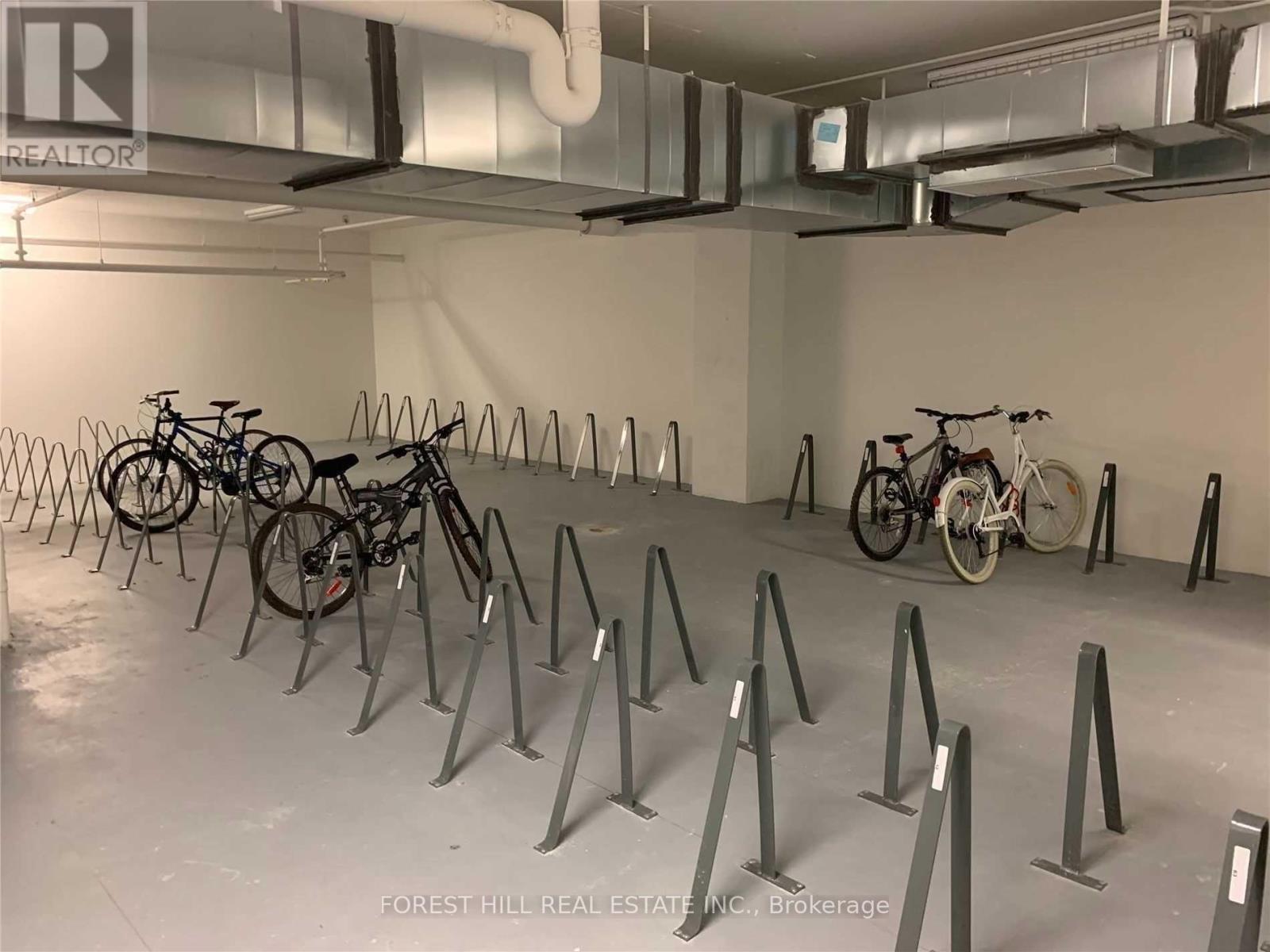 1603 - 1603 EGLINTON AVENUE W, Toronto (Oakwood Village), Ontario, M6E2H1 — Photo 16