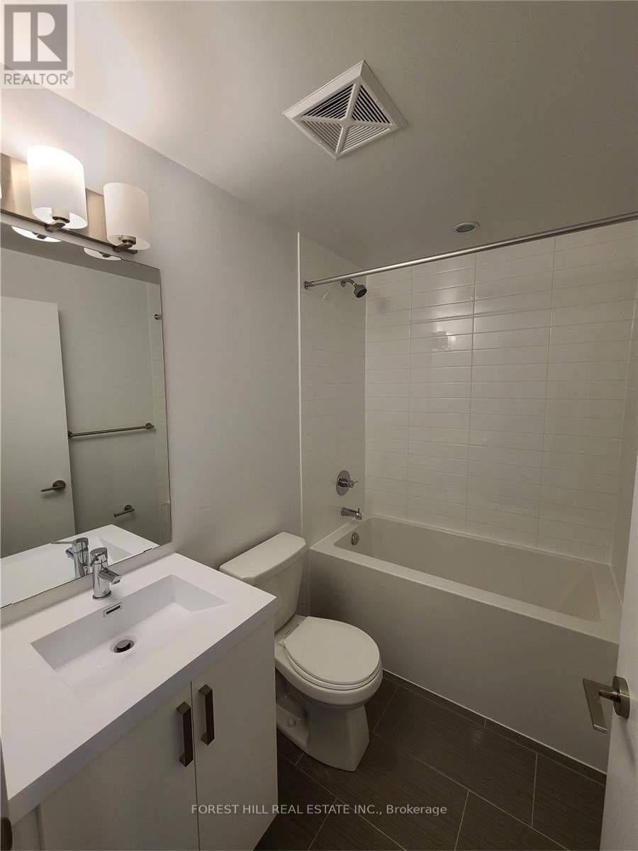 1603 - 1603 EGLINTON AVENUE W, Toronto (Oakwood Village), Ontario, M6E2H1 — Photo 9