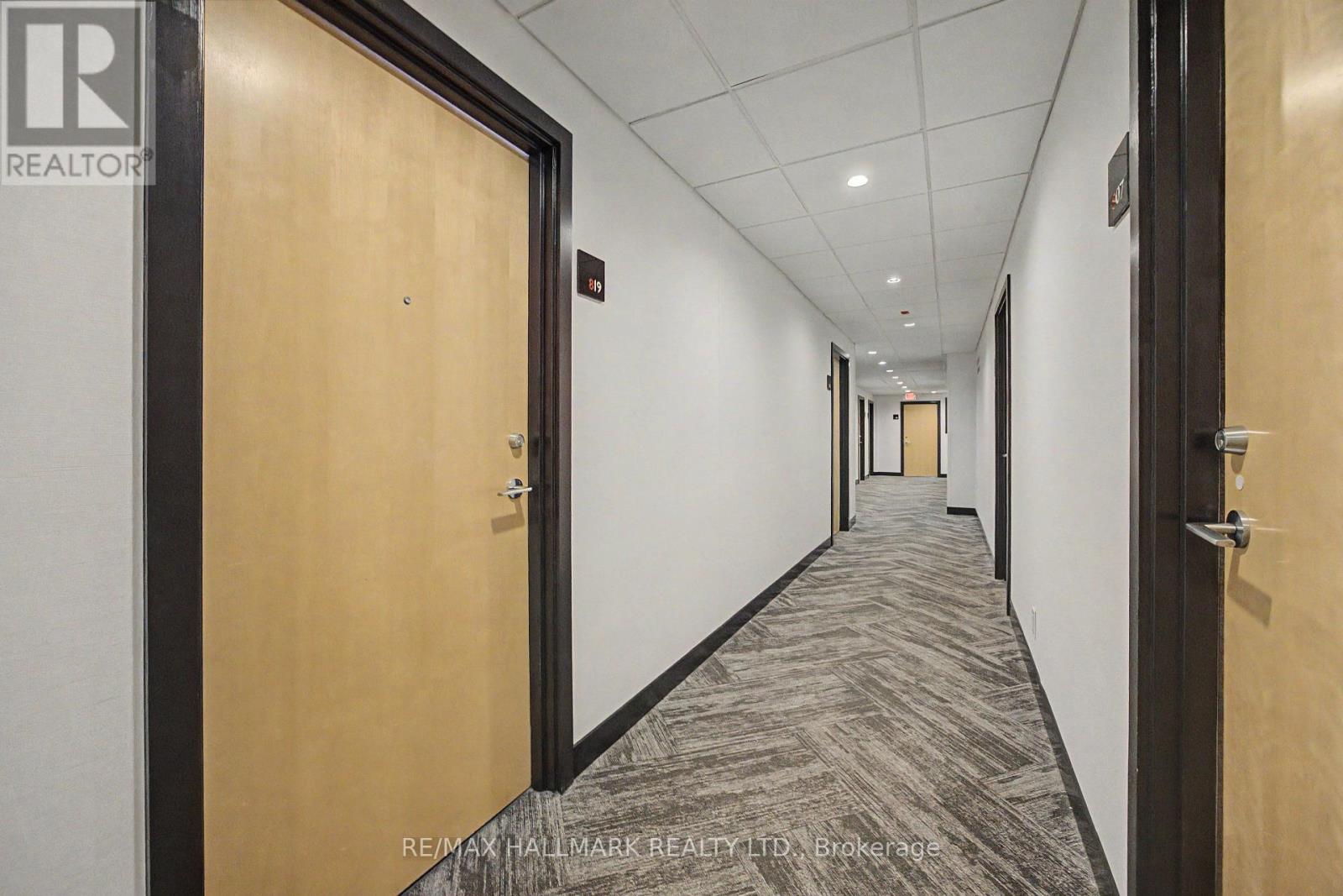 819 - 510 KING STREET E, Toronto (Moss Park), Ontario, M5A1M1 — Photo 2
