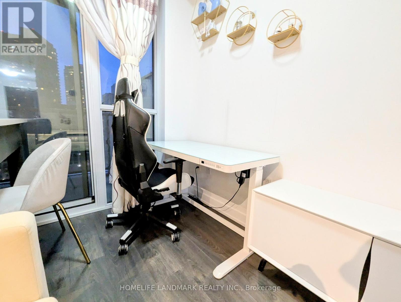 1502 - 38 IANNUZZI STREET, Toronto (Niagara), Ontario, M5V0S2 — Photo 9