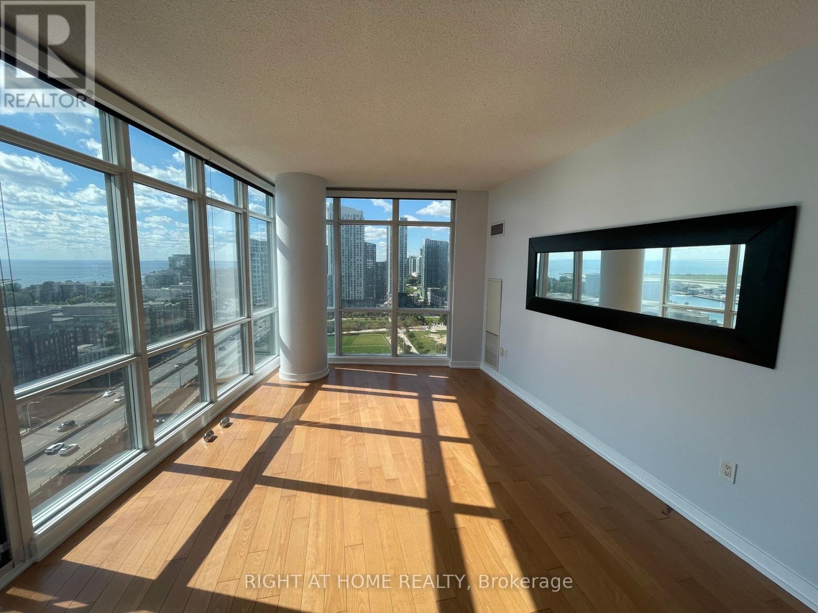 2615 - 11 BRUNEL COURT, Toronto (Waterfront Communities), Ontario, M5V3Y3 — Photo 5